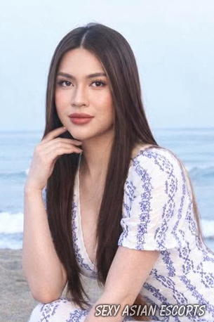 MagdelanaTS, Filipino escort profile photo in London