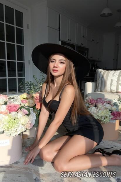 Alice Asian Escort
