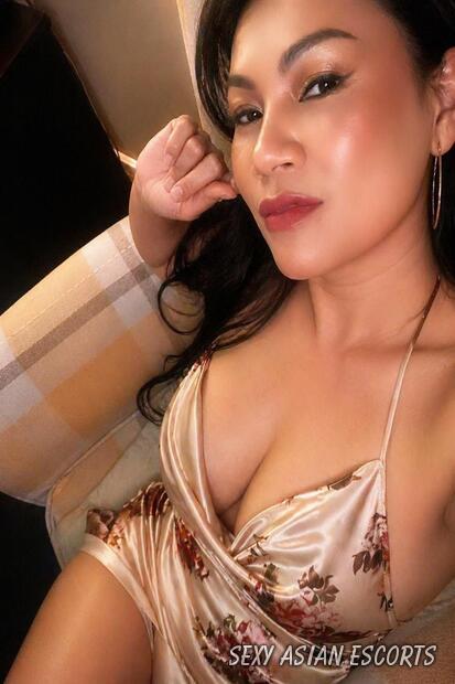 Lisa gallery image 3